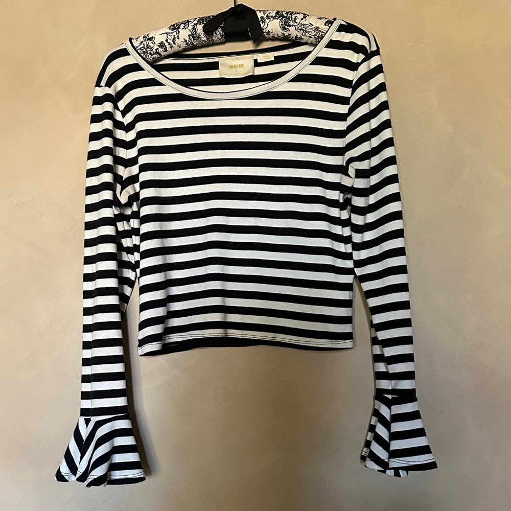 Anthropologie Maeve Flouncy  Striped Bell Sleeve Top in Black and White size M - Picture 3 of 5